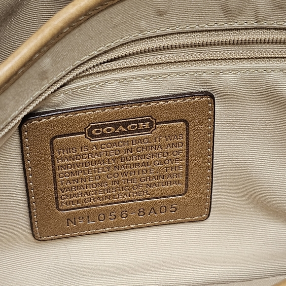 COACH Camel Soho Leather Shoulder Bag L056 8a05 with Scarf and Dustbag - Picture 9 of 16